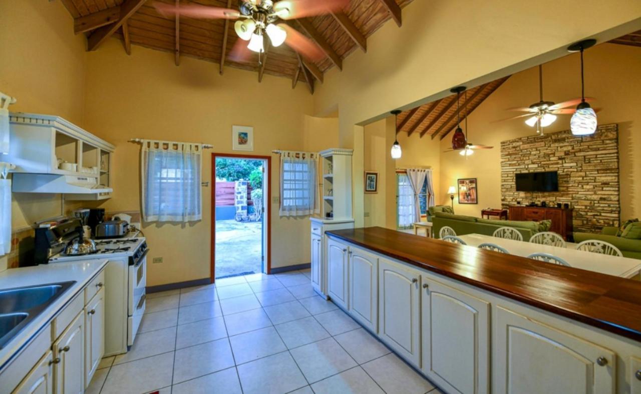 Casa Chiesa Villa English Harbour ภายนอก รูปภาพ