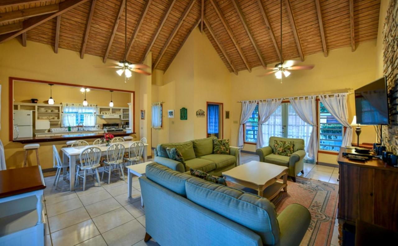 Casa Chiesa Villa English Harbour ภายนอก รูปภาพ